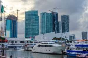 Work with a Florida Title and Escrow Company