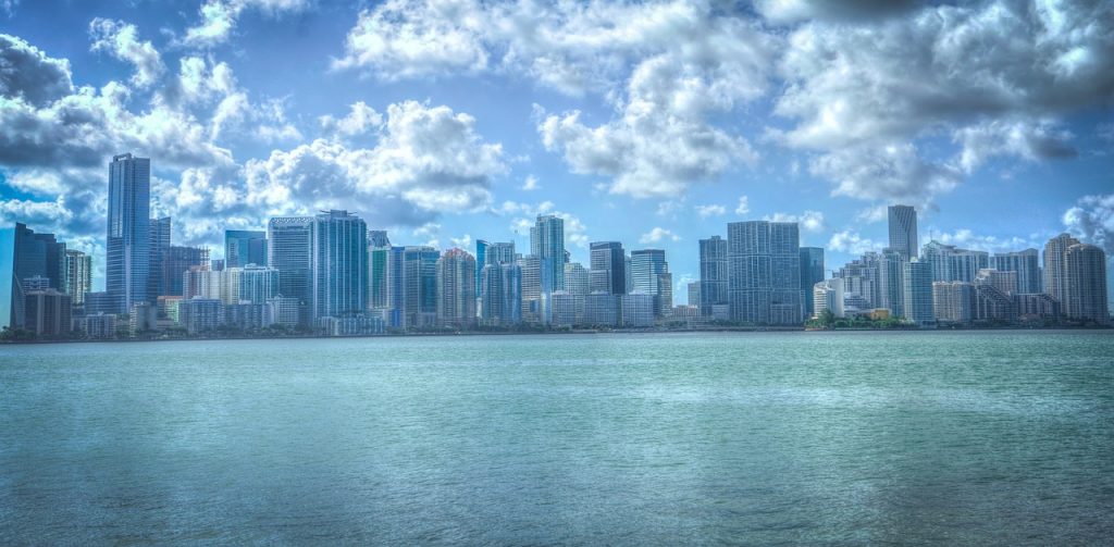 Work with a Florida Title & Escrow Company