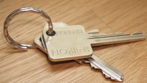 Demanding Closing Money vs. Delivering the Keys – What Should a Seller Do First?