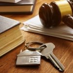 does florida requires a real estate lawyer for closing